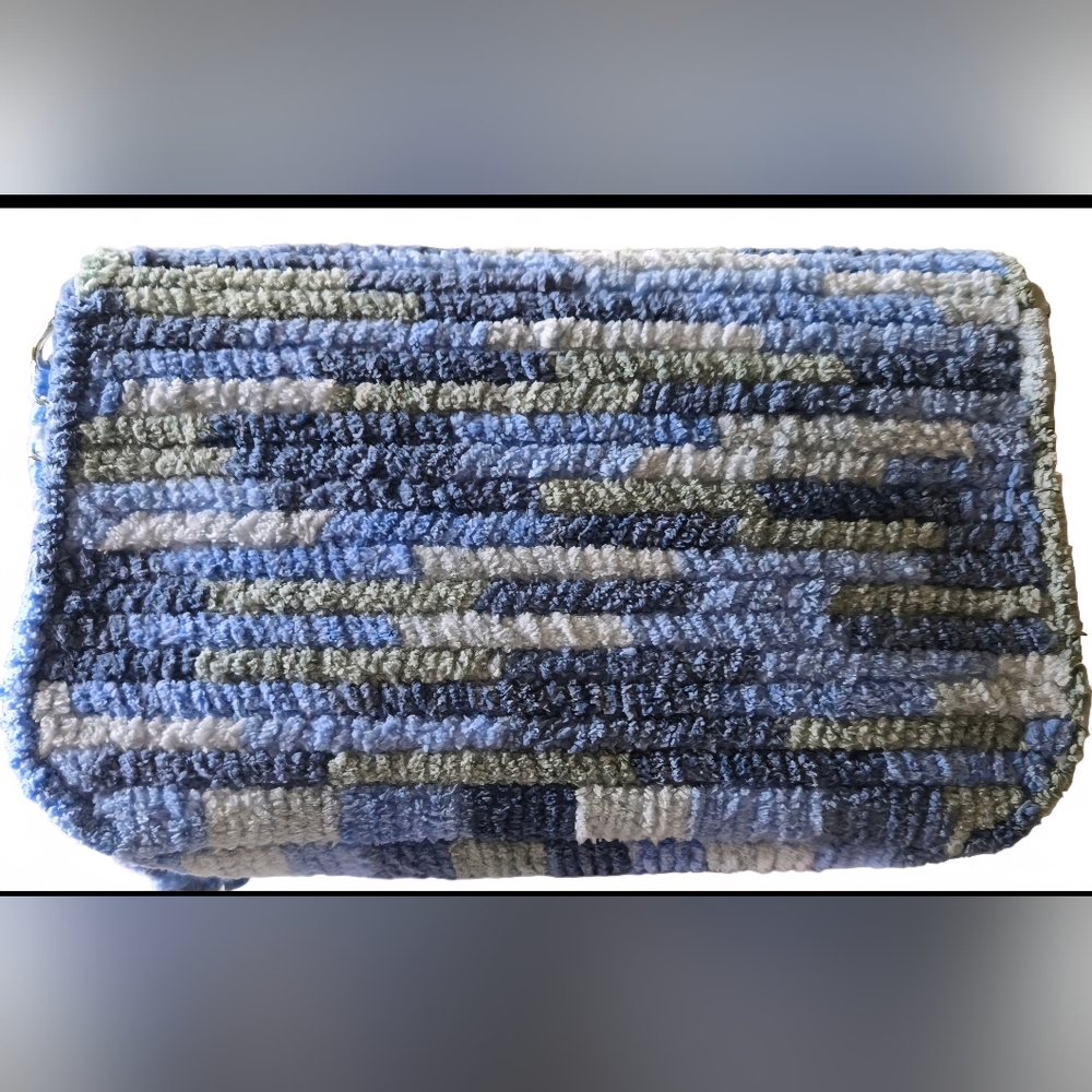 Blue Handbag - Picture 4 of 4